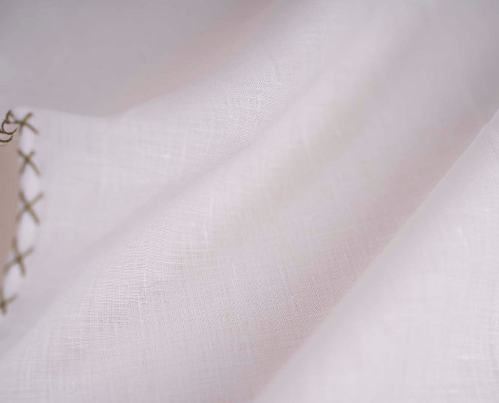 pochette bianca ricami verdi paolo albizzati