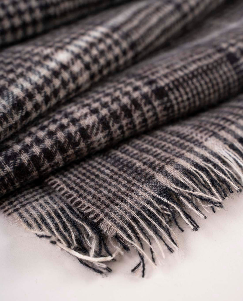 beige and brown glen plaid cashmere scarf for man paolo albizzati