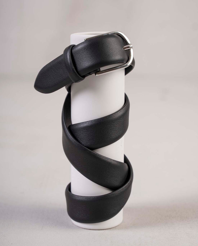 cintura nera pelle liscia paolo albizzati