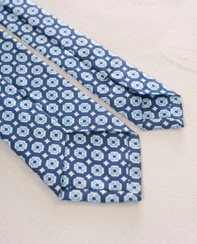 blue and white silk tie for man paolo albizzati