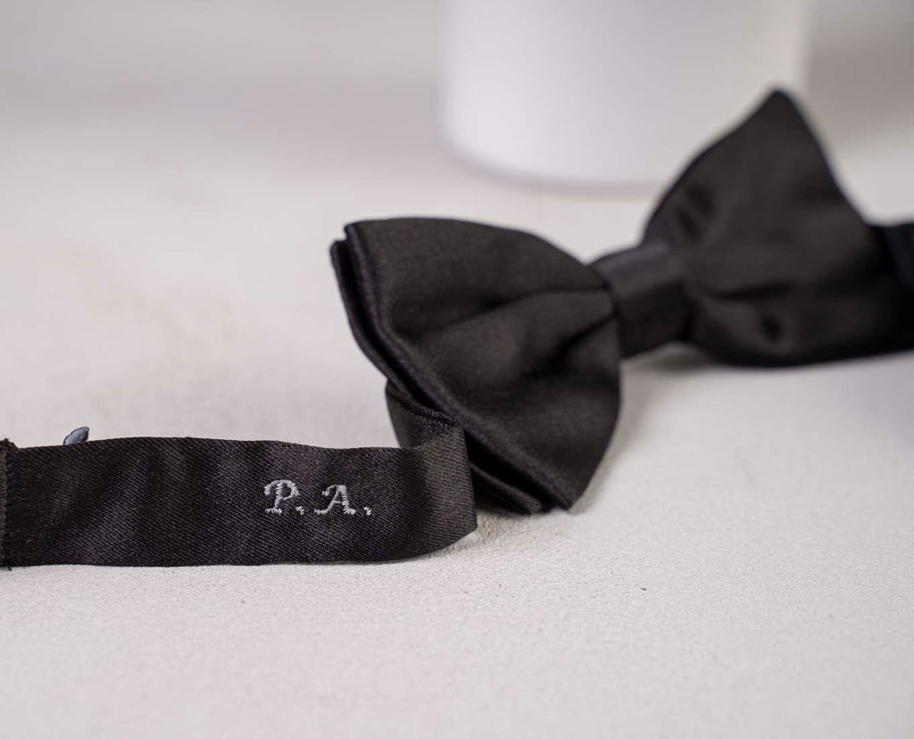 black silk pretied bow tie paolo albizzati