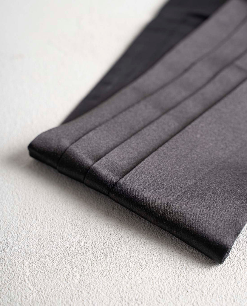 black elegant cummerbund paolo albizzati