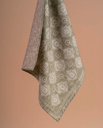 green medallion pocket square paolo albizzati