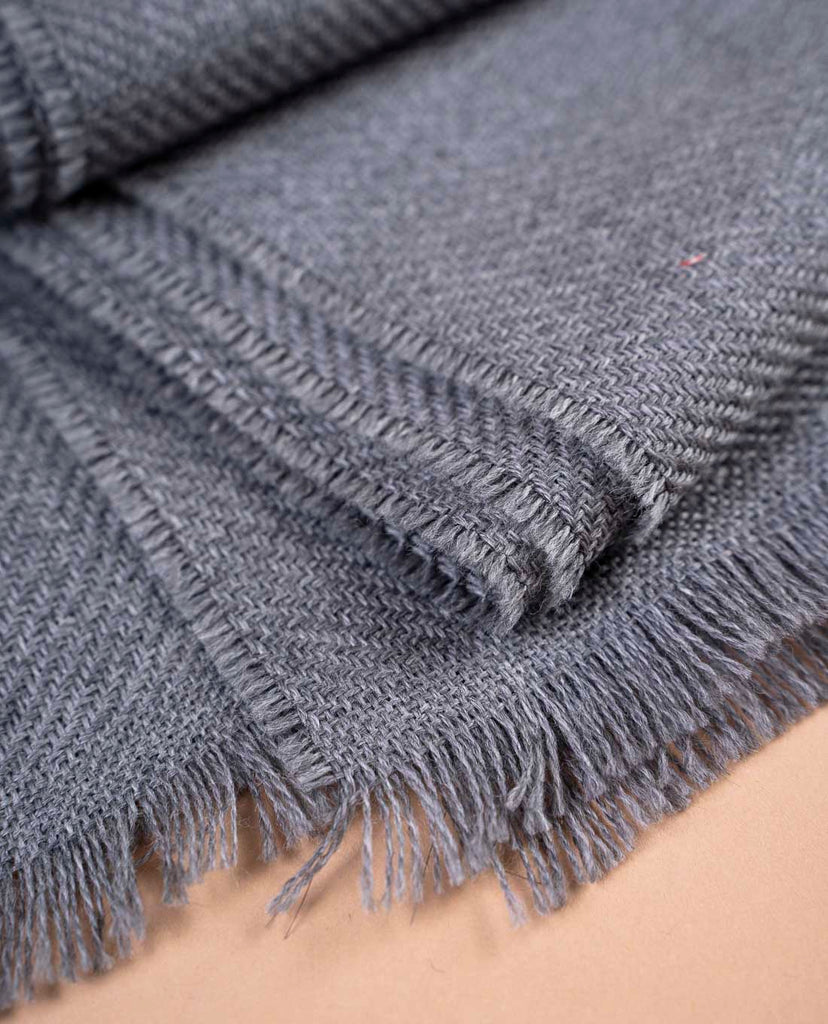 grey essential wool scarf for man paolo albizzati