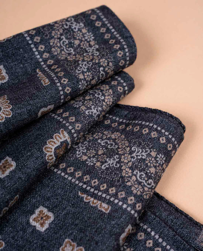 grey wool scarf for man paolo albizzati