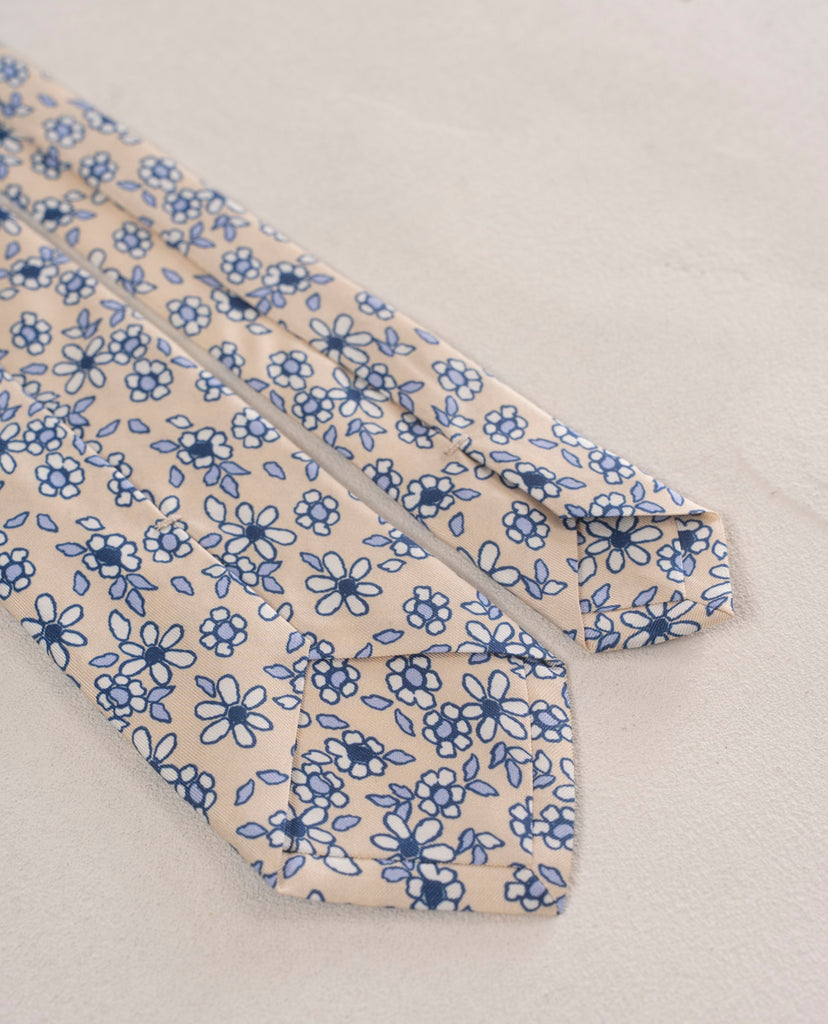 light beige silk tie man paolo albizzati