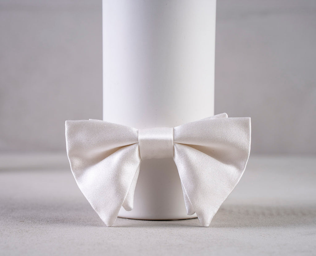 large white silk bow tie for man made in italy paolo albizzati