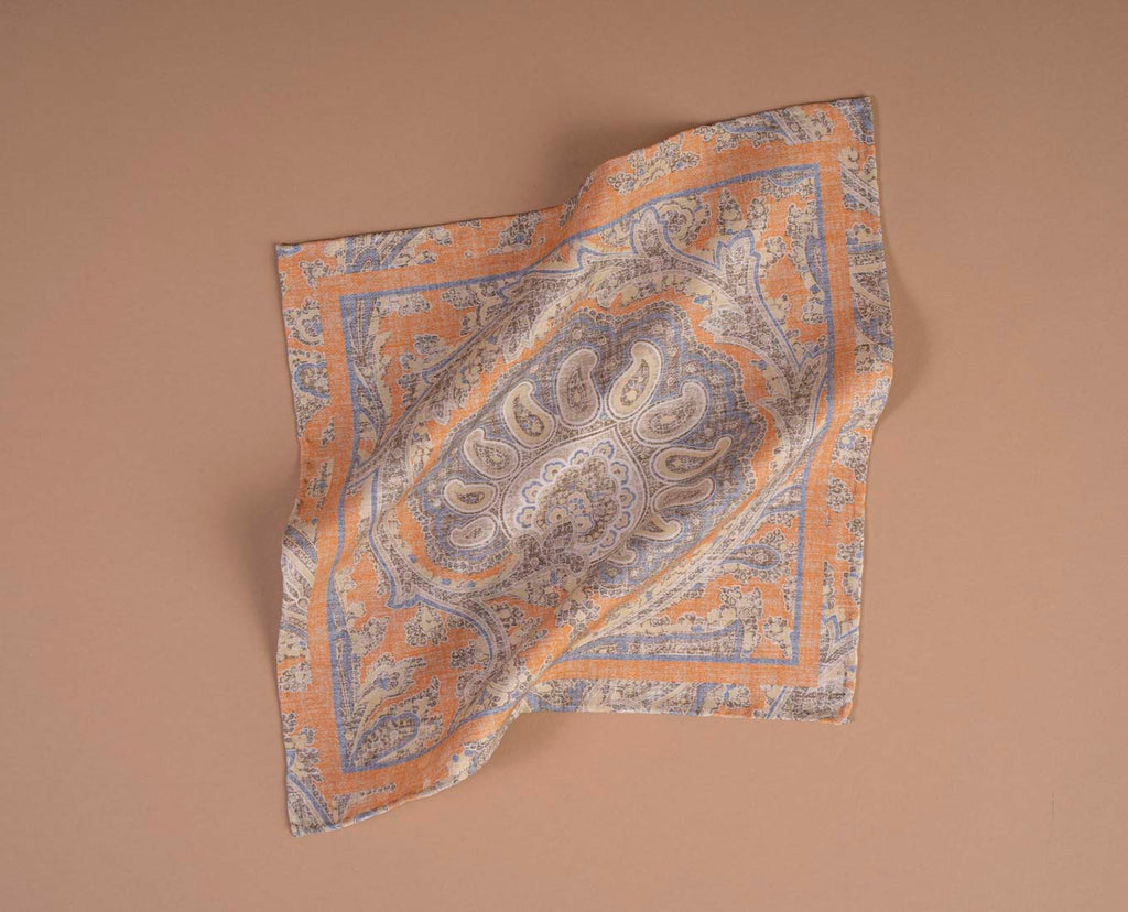 pochette arancio uomo paisley paolo albizzati