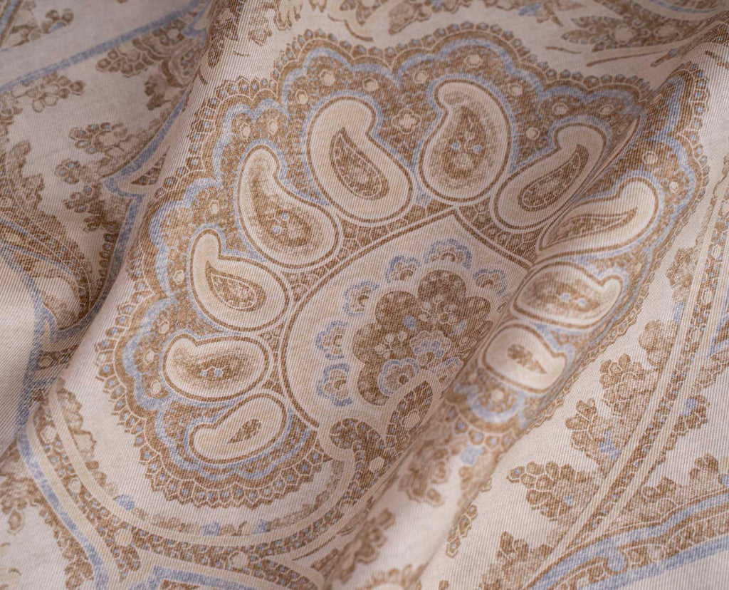 pochette uomo bianca paisley paolo albizzati